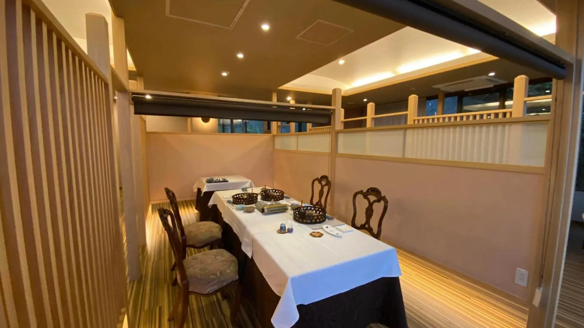 Hotel Tsumugi Hakone 3*,