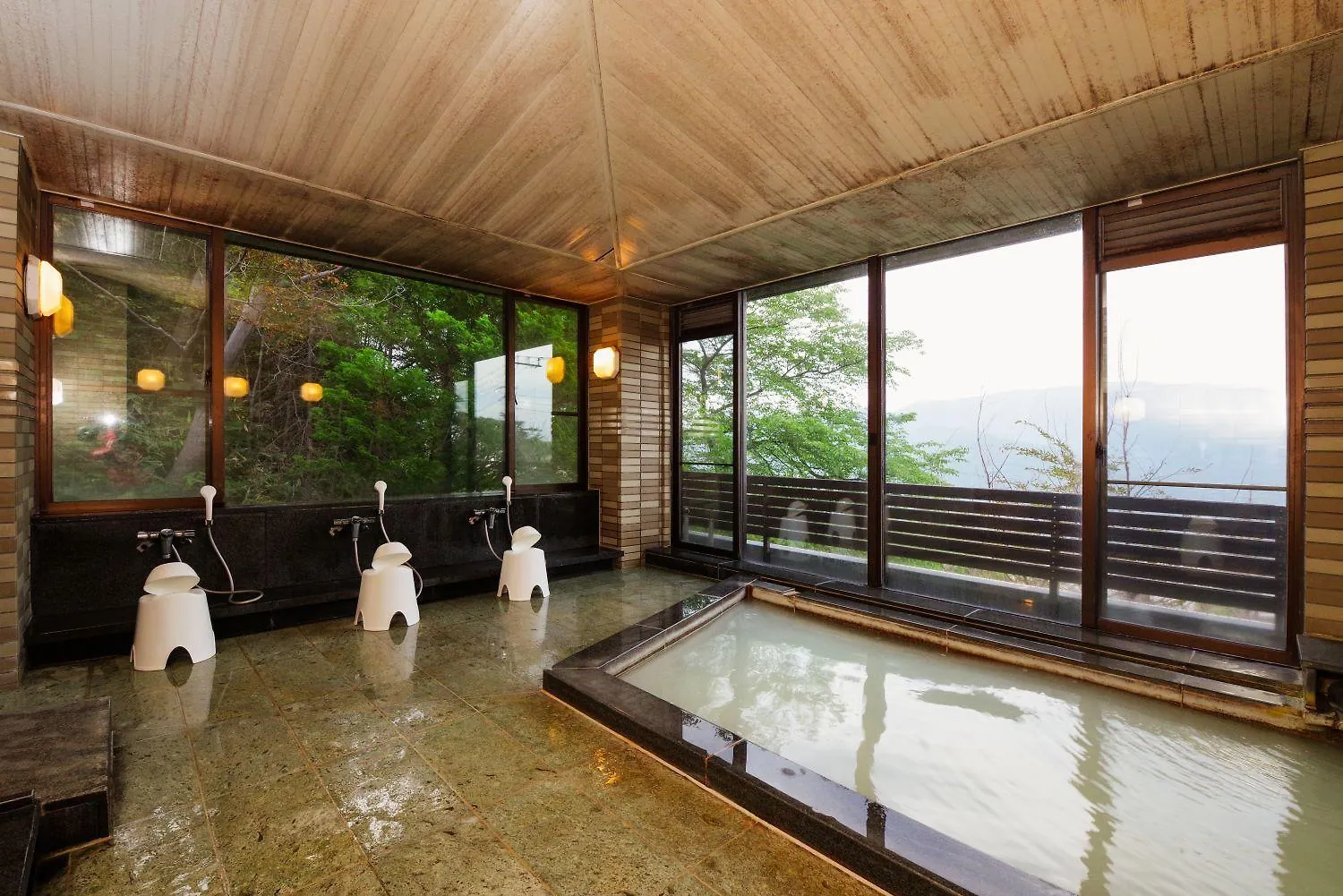 Hotel Tsumugi Hakone 3*,  Japonsko